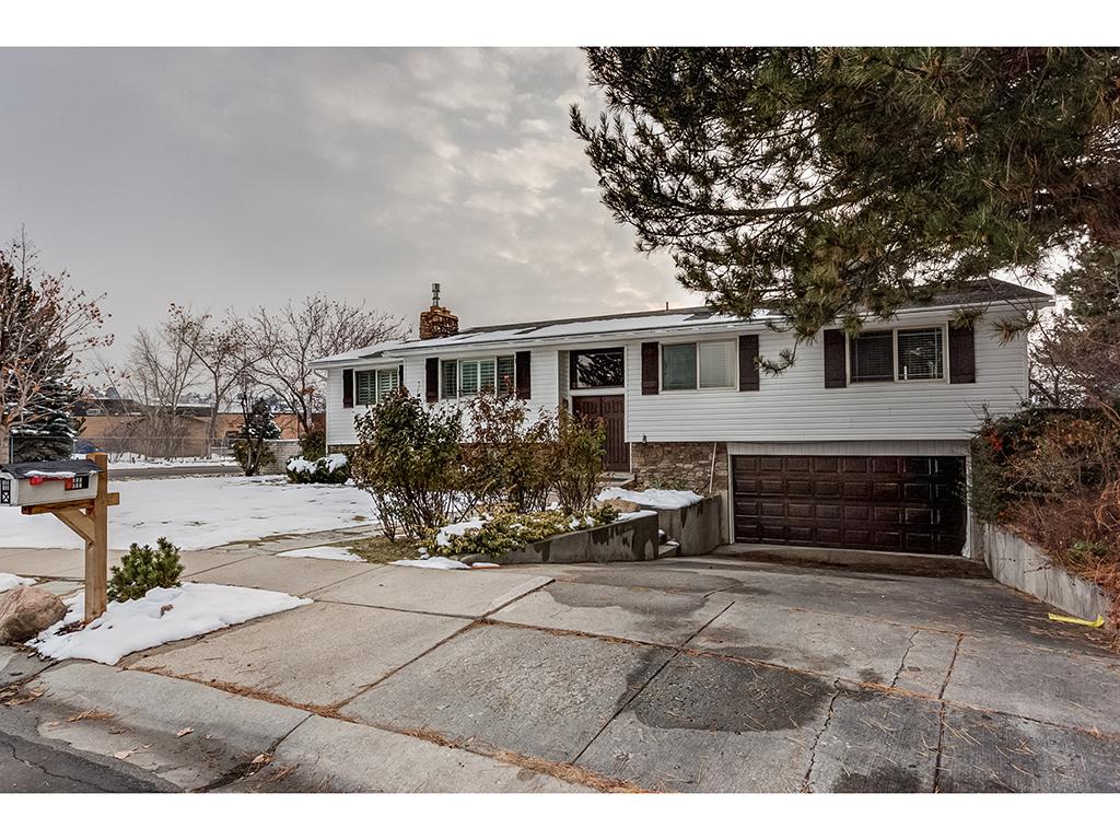 2467 E Alta Canyon Cir, Sandy, UT 84093