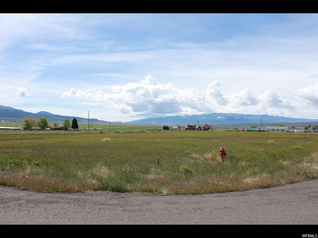 10 200 E #10, Loa, UT 84747