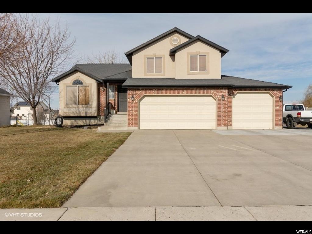 2568 W 2300 N, Clinton, UT 84015