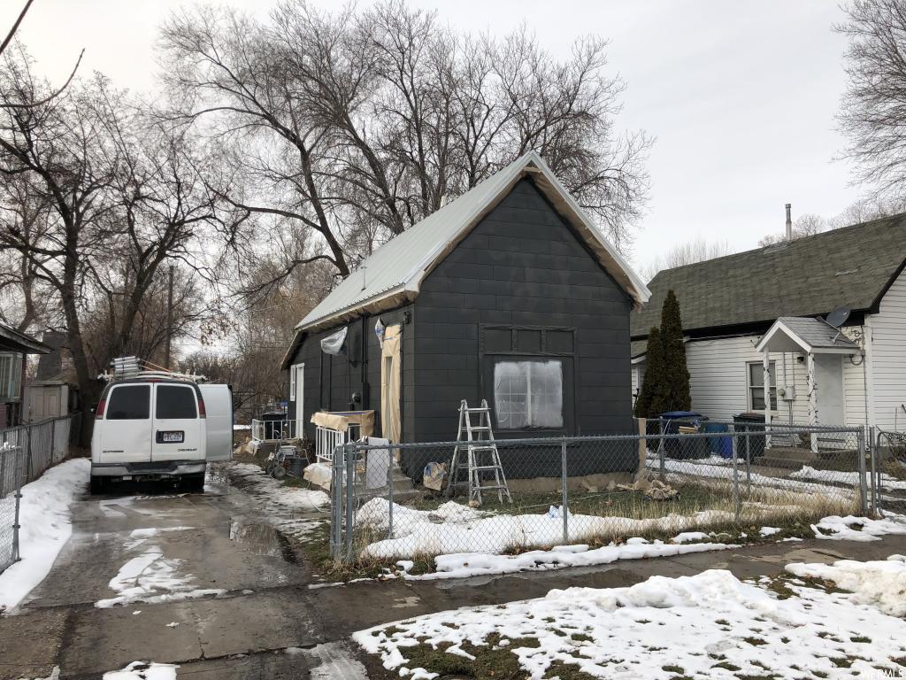 3049 S Jefferson E, Ogden, UT 84403