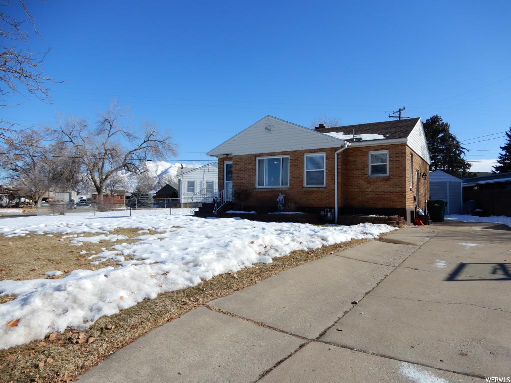3936 S 2075 W, Roy, UT 84067