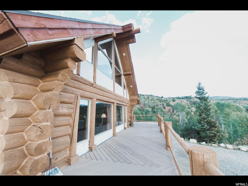 23092 13766 RD E N 90 Fairview, Utah Beautiful Rustic but Lavish Big-Log Cabin with Amazing views of the Sanpete valley. Square footage figures are provided as a courtesy estimate only and were obtained from the builder. Buyer is advised to obtain an independent measurement.