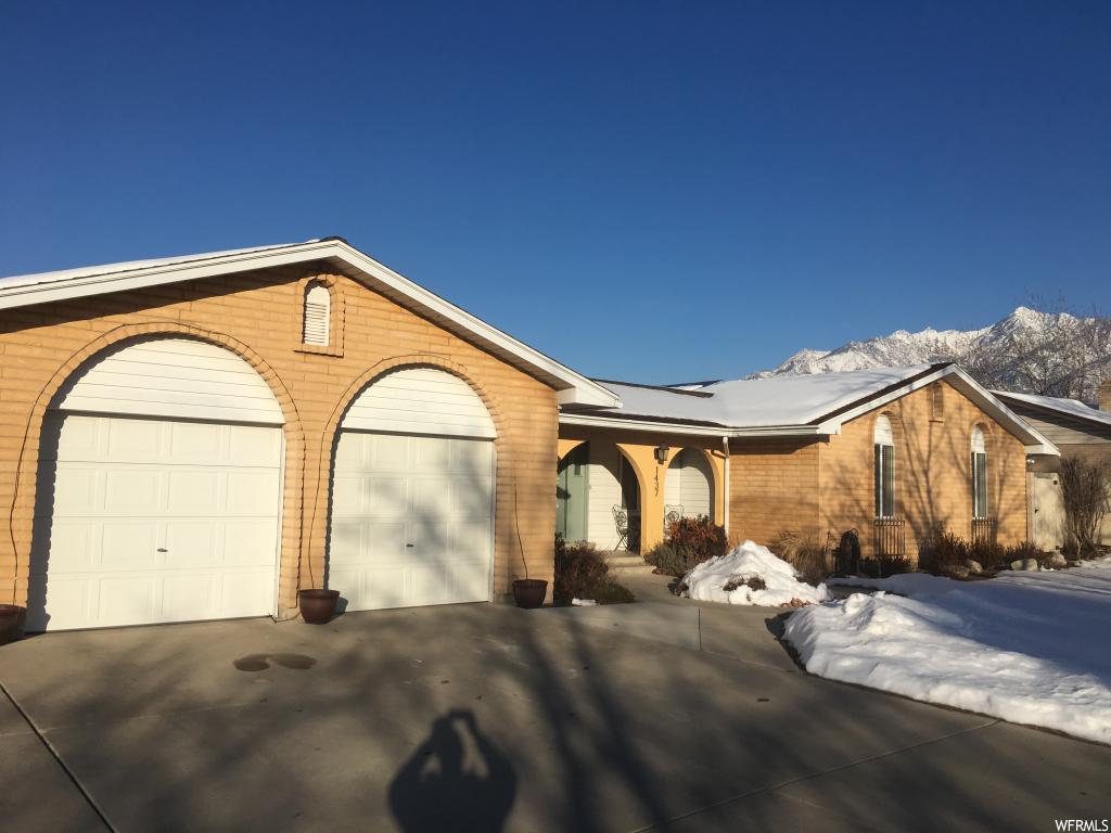 1437 E Silvercrest Dr, Sandy, UT 84093