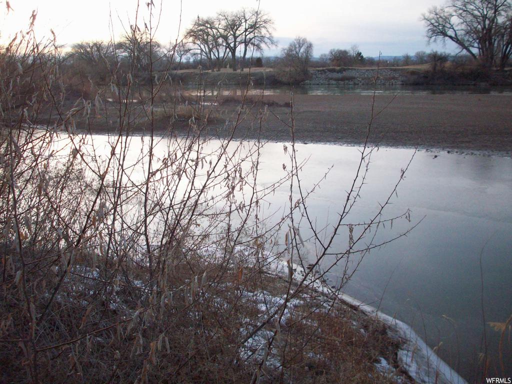 1568 E 5th St S, Green River, UT 84525