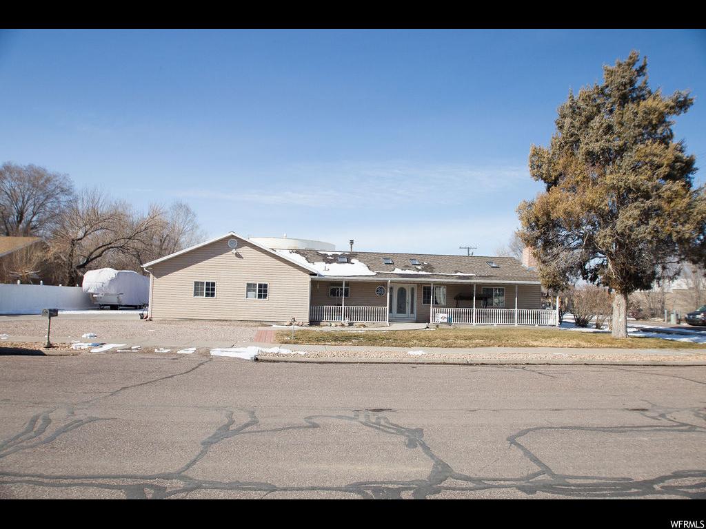 54 S 300 W, Delta, UT 84624