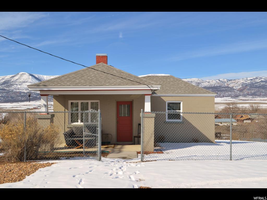 369 200 W N Moroni, UT You don't want to miss this beautifully remolded 1 bed 1 bath home. Don't let the square footage fool you. Only 1.5 hours from Salt Lake, this home is cozy with a great layout that utilizes its space well! The master bedroom, with walk in closet, is quite large and easily accommodates a queen bed with a dresser leaving room to spare This home has new 30 year laminate flooring, new roof, new furnace, new water heater and updated electrical and plumbing. This would be perfect for a starter home, or a weekend getaway for anyone who loves to trail ride, hunt or fish or just get out of the city for awhile. With the huge yard space , and drive through gate it would be easy to store ATVs or other outdoor toys! Bring your RV, and use the outdoor hook-ups to add more space on your weekend adventures. If you are looking for a peaceful, scenic place to call home, this is it! The yard is fully fenced with a front gate that can be locked for privacy. There is an outbuilding/ shed , that has power and lighting. The shed has been fully finished as well. This is a must see home, turn key ready!