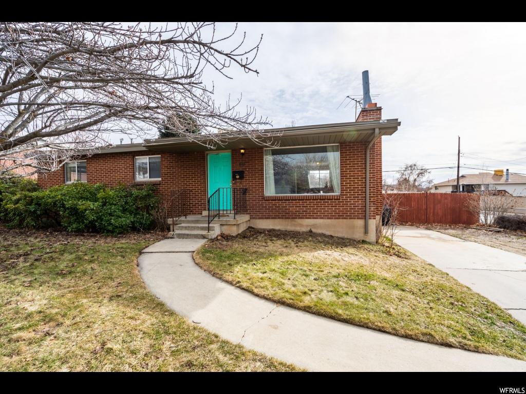 49 W Wicker Ln S, Bountiful, UT 84010