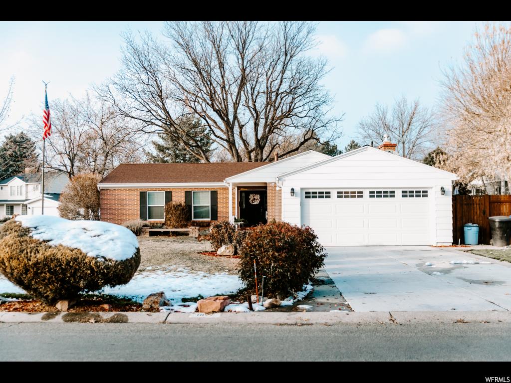 1877 E Meadowmoor S, Holladay, UT 84117
