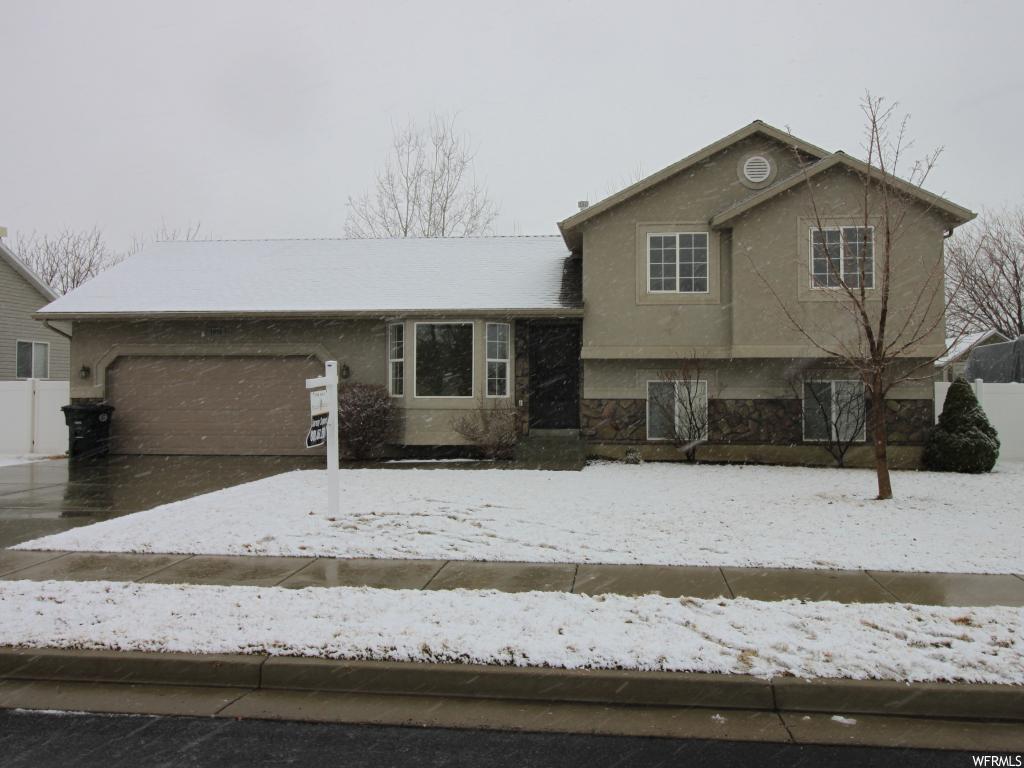 1031 N 780 W, Clinton, UT 84015