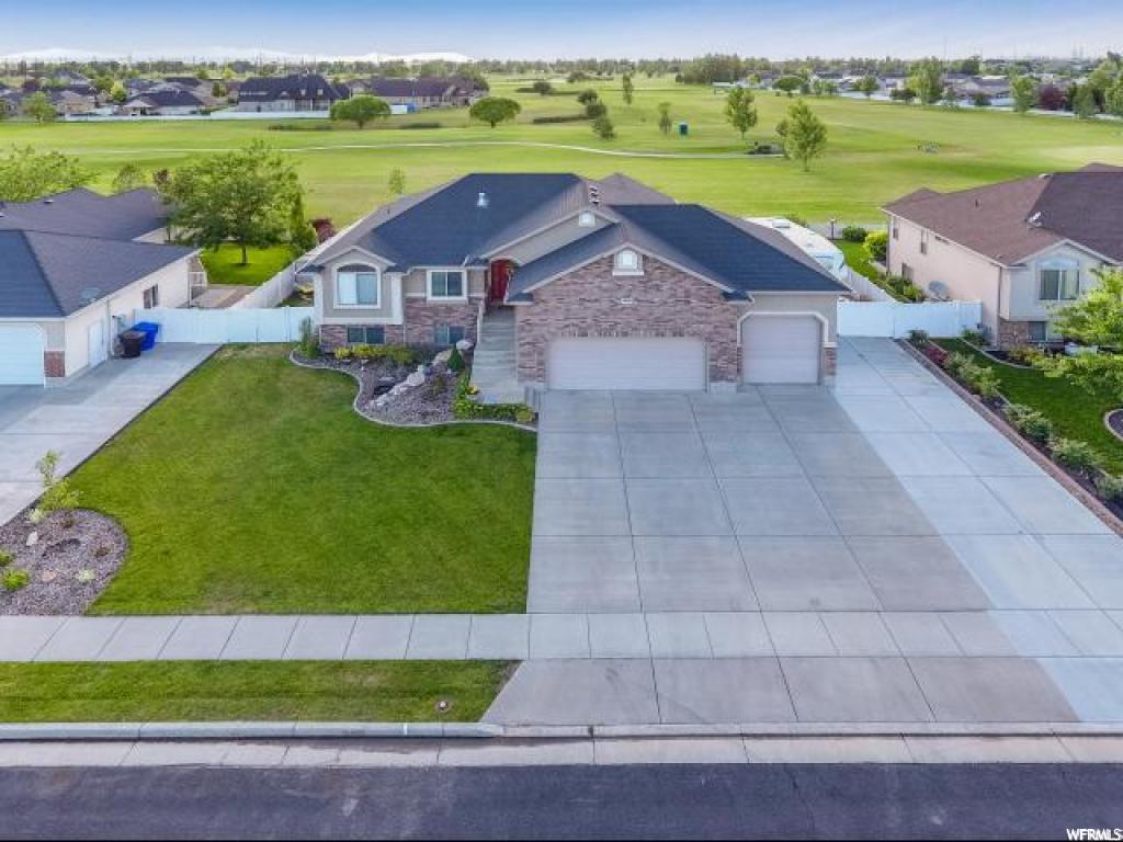 3609 Remuda Dr, Farr West, UT 84404