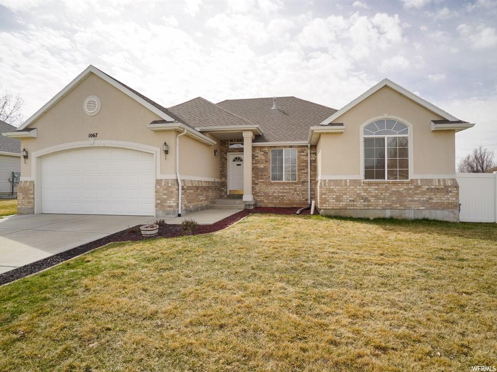 1067 W 1075 N, Clinton, UT 84015