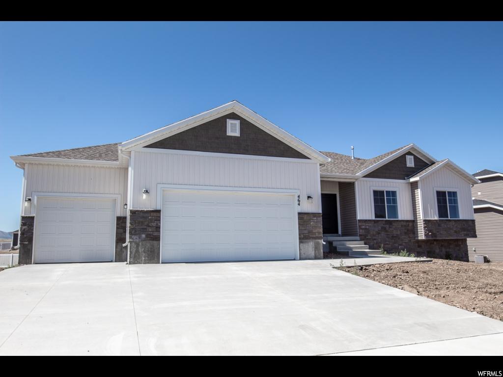 464 S 400 E, Hyrum, UT 84319