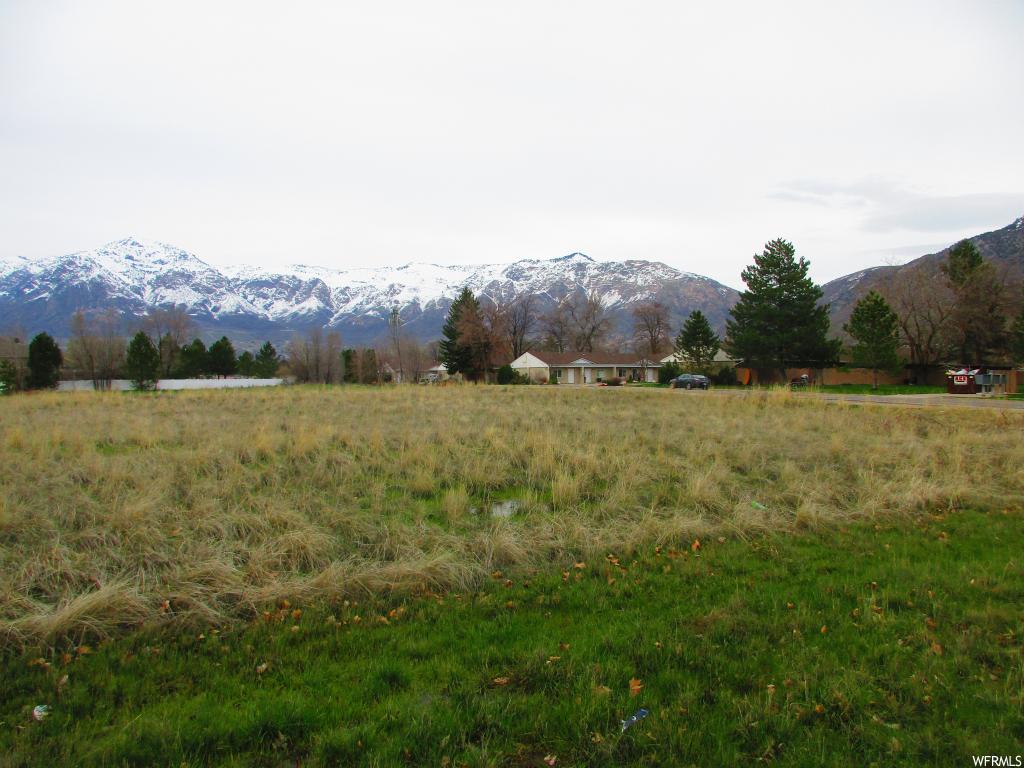 420 Canfield Dr, Ogden, UT 84404