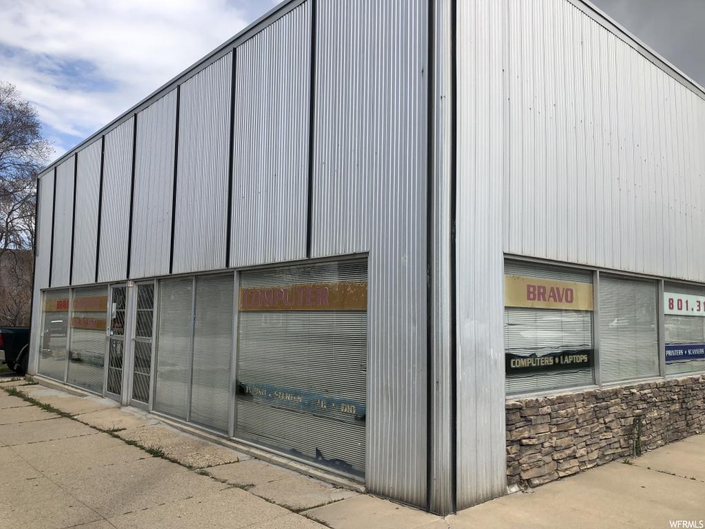 584 E 2400 S, Ogden, UT 84401