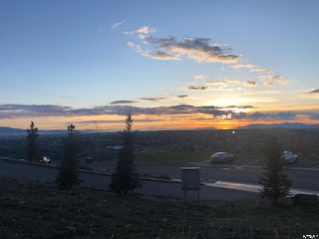 3174 E Layton Ridge Dr, Layton, UT 84041