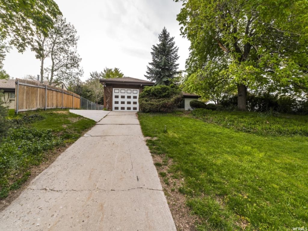 2897 S Davis Blvd, Bountiful, UT 84010