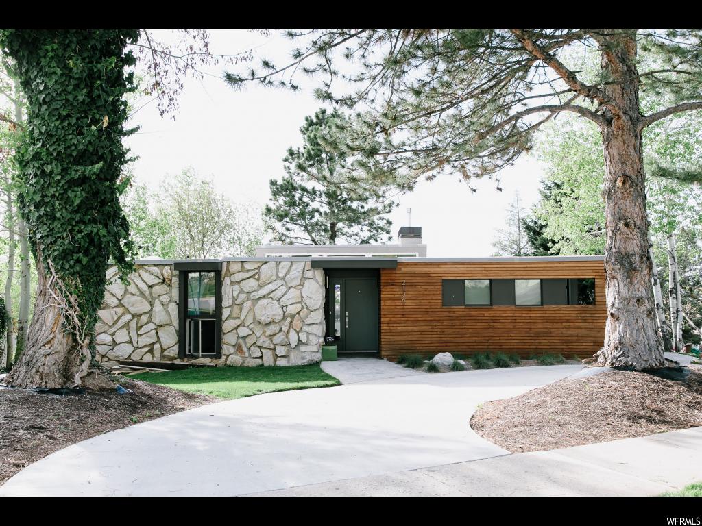 2136 Elaine Dr, Bountiful, UT 84010