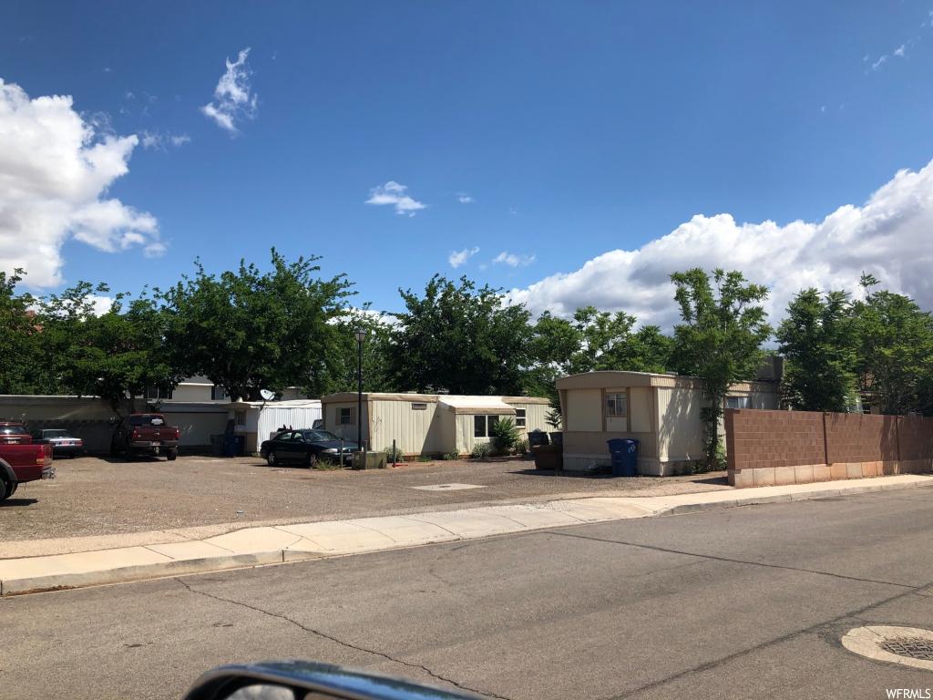 102 E 600 S, Ivins, UT 84738