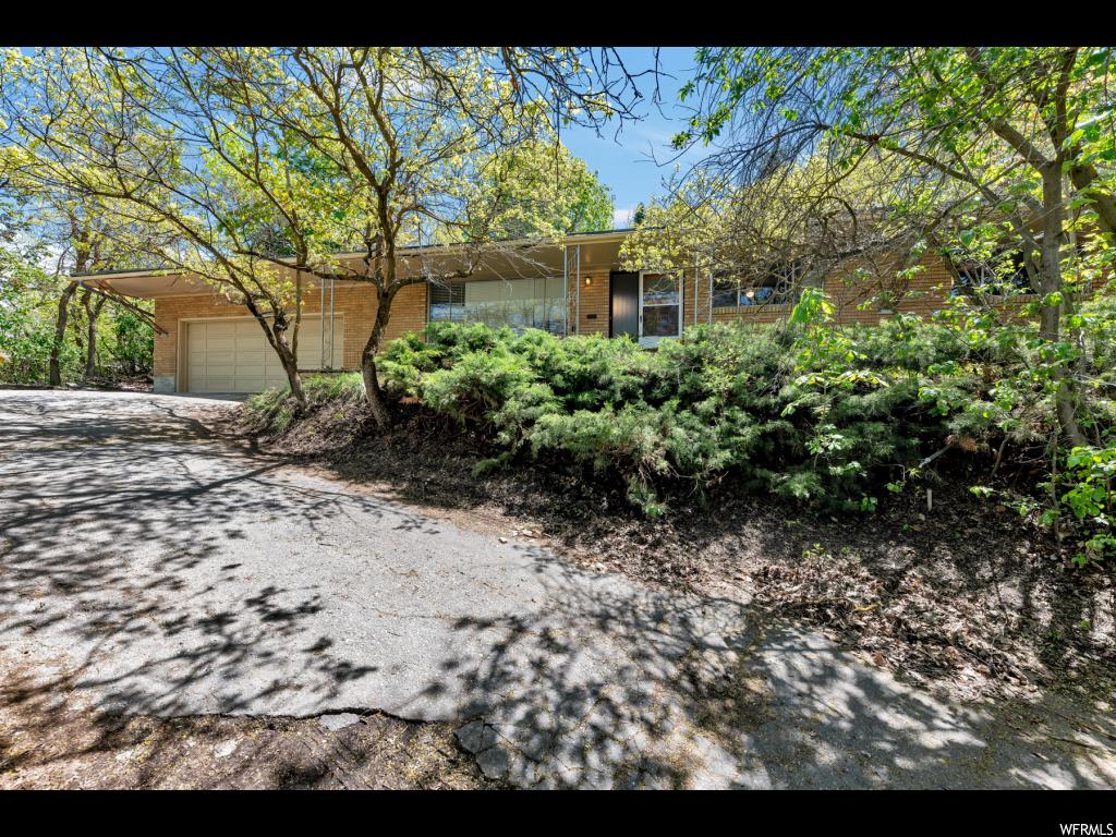 795 E Oak Dr, South Ogden, UT 84403