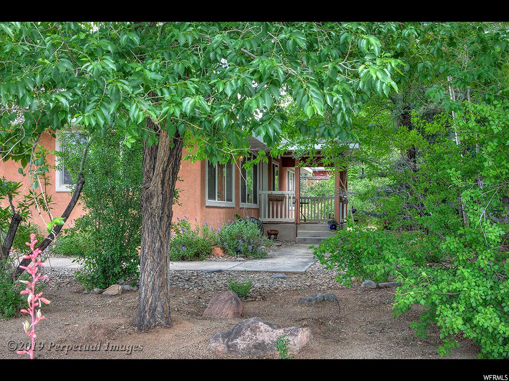 483 S Tusher St E, Moab, UT 84532