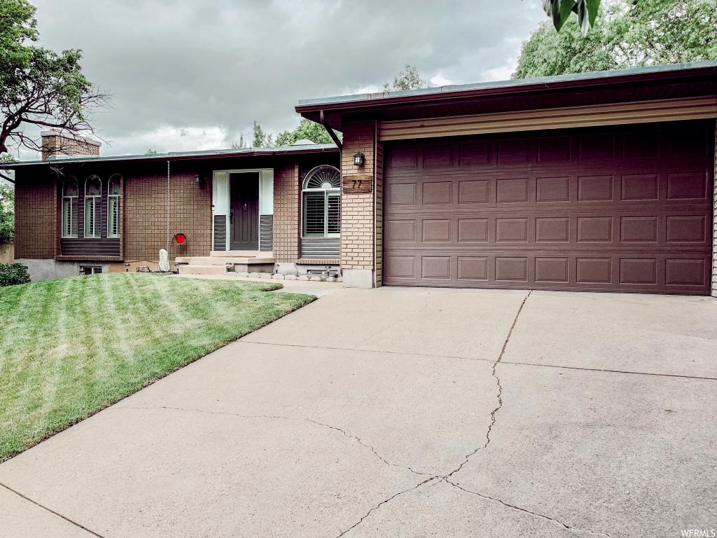 77 E Peachtree Dr N, Centerville, UT 84014