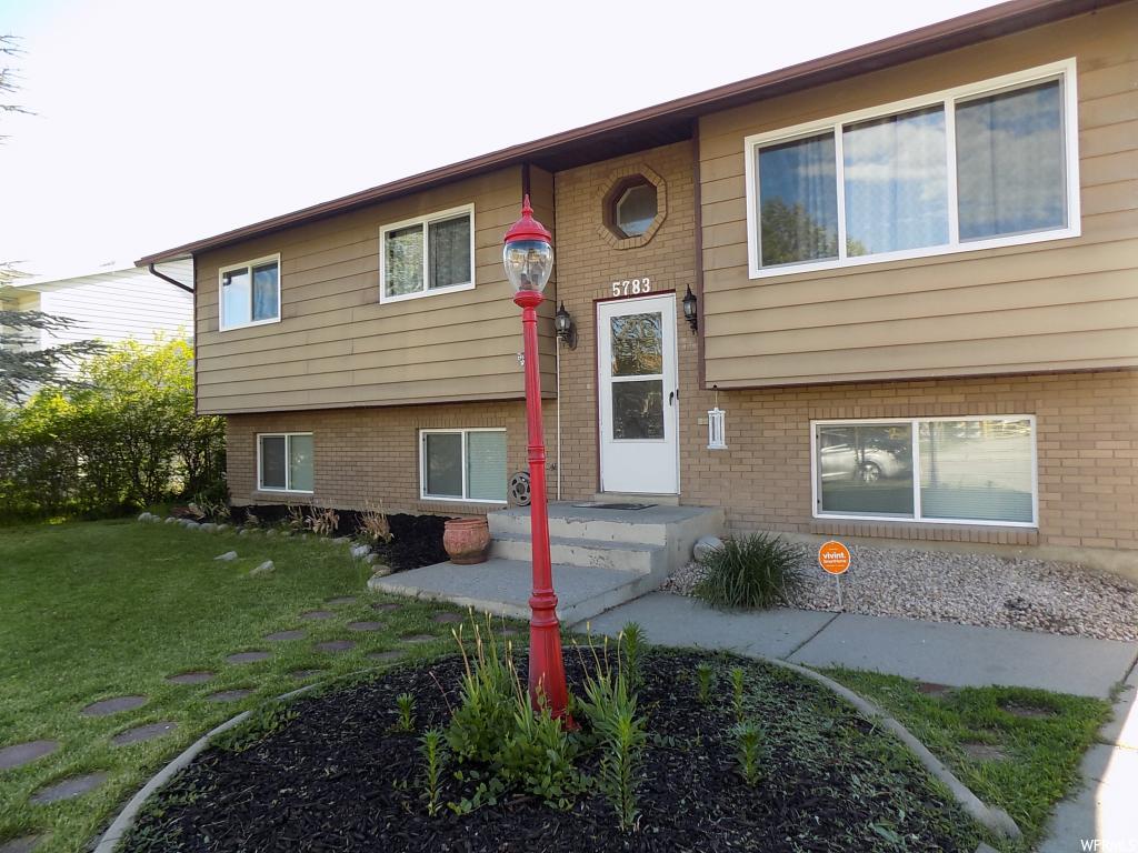 5783 S 3975 W, Roy, UT 84067