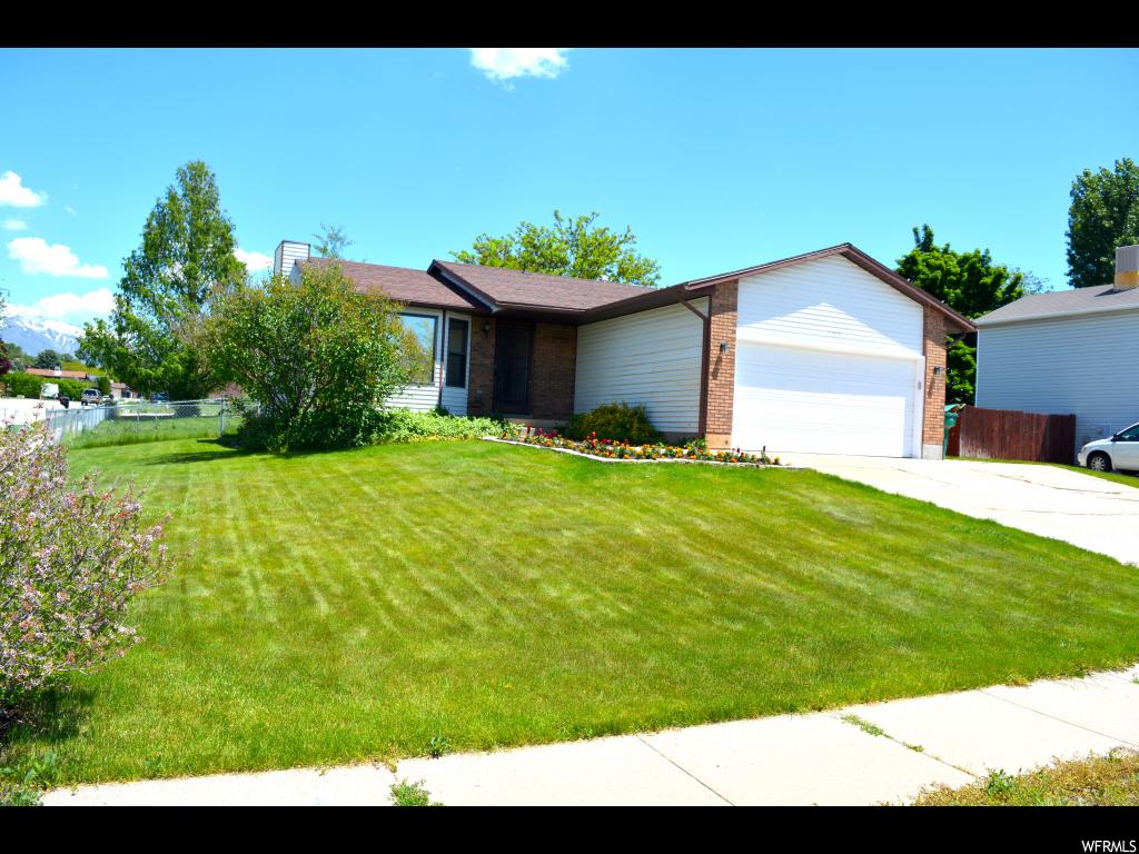 5008 S 3025 W, Roy, UT 84067