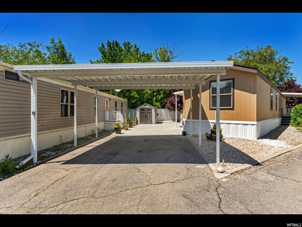 243 E Vagabond Dr, Murray, UT 84107