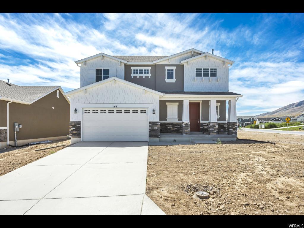 169 E BLISS DR 2626 Saratoga Springs, Utah Beautiful 2 story home. White cabinets, granite and quartz through out, wood laminate flooring. Must see! Square footage figures are provided as a courtesy estimate only and were obtained from builder. Buyer is advised to obtain an independent measurement.