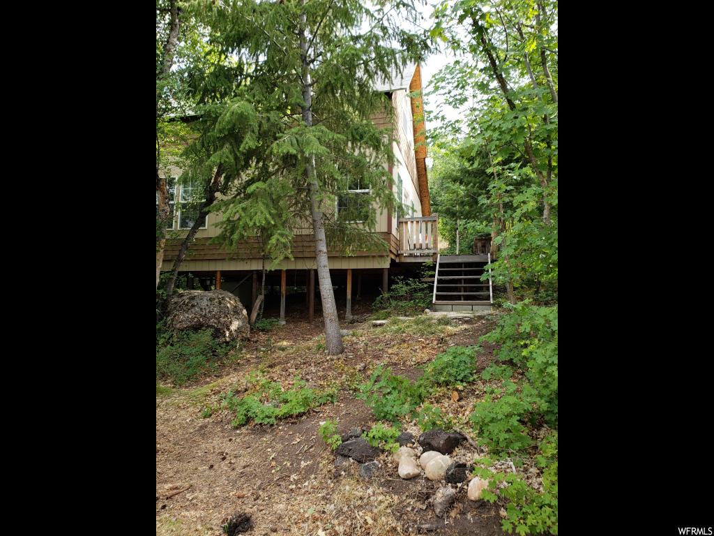 Fountain Green, Utah Very nice 2 story Cabin on 10 acres in a locked gate area. Beautiful wooded lot. Septic in, Some furnishings included. Great family get away. Recreational, NOT year round living.