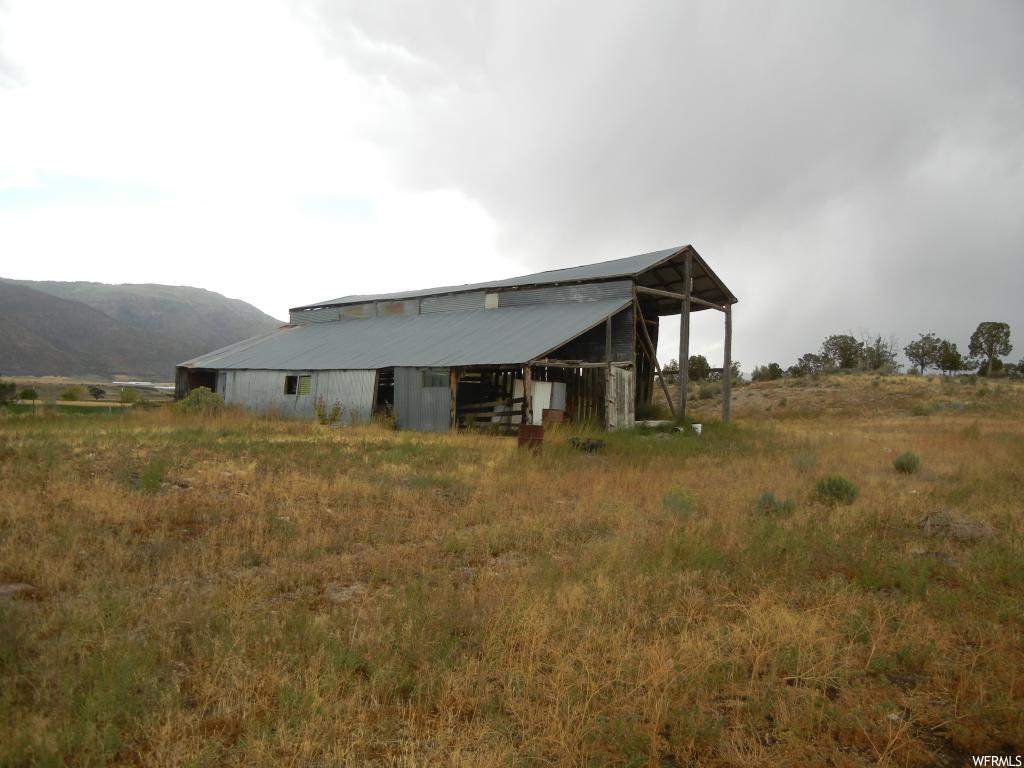 Fountain Green, Utah Pin Location on map is correct. Between Fountain Green and Moroni. $3879 per acre with water, owns 10% of the "Fountain Green CO-OP Well LLC"
