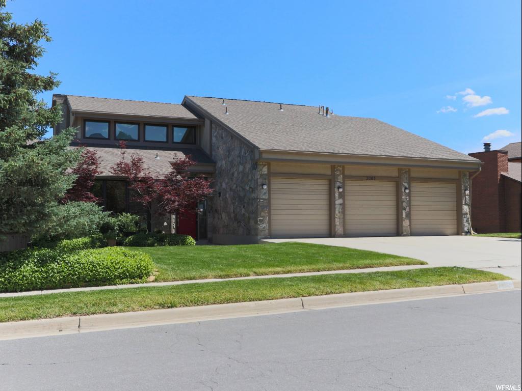 2203 E Sitka Dr, Sandy, UT 84093