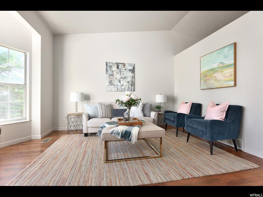 1043 E Eagle Bend Rd S, Sandy, UT 84094