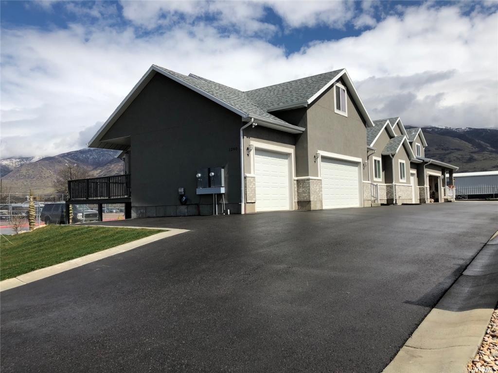 1290 N 200 W, Bountiful, UT 84010