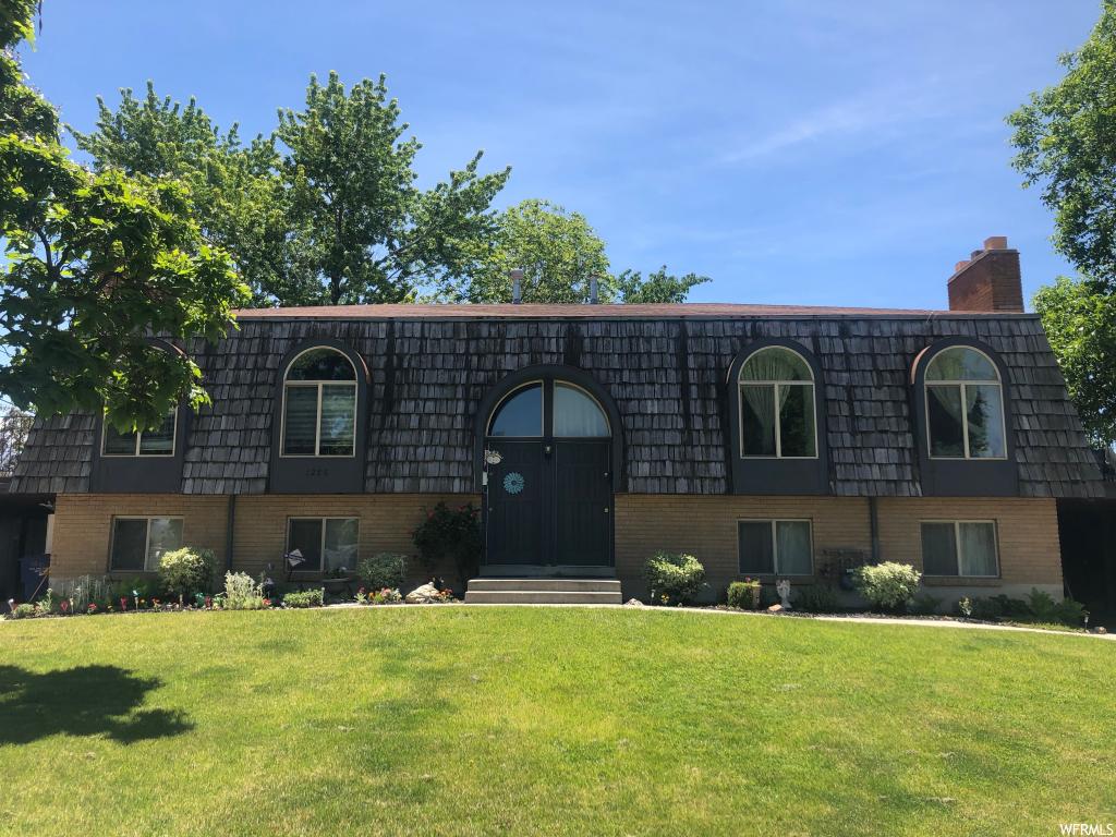 1284 Hemmingway Dr E, Murray, UT 84121