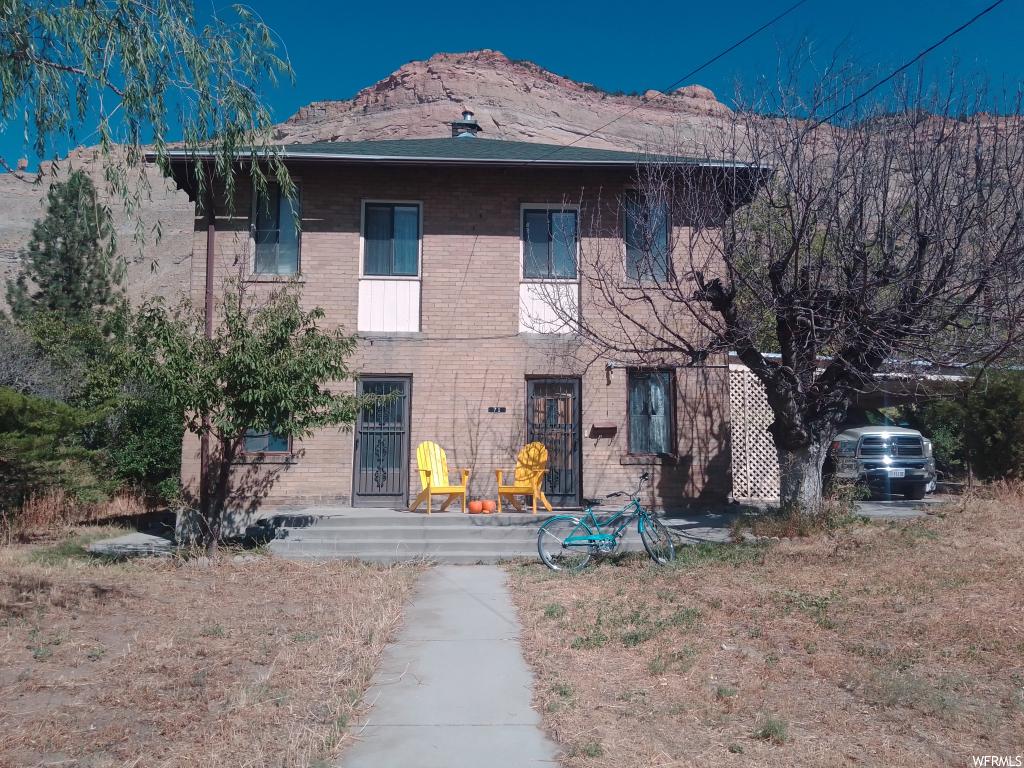 71 C St, Helper, UT 84526