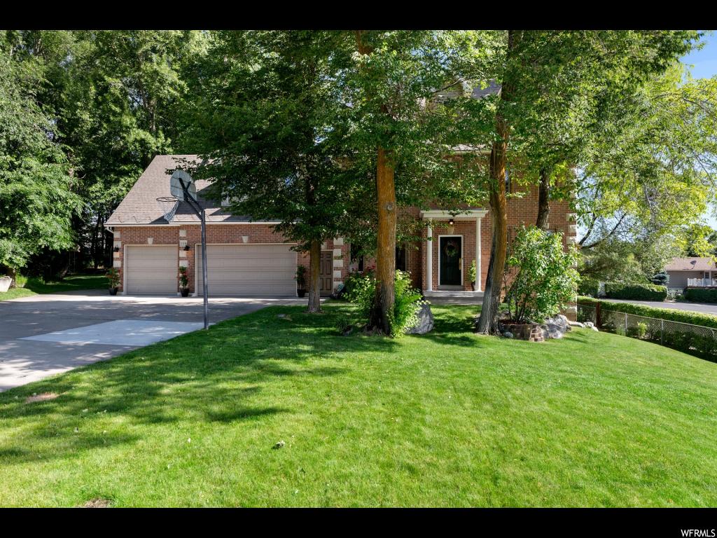 228 London Rd, Centerville, UT 84014