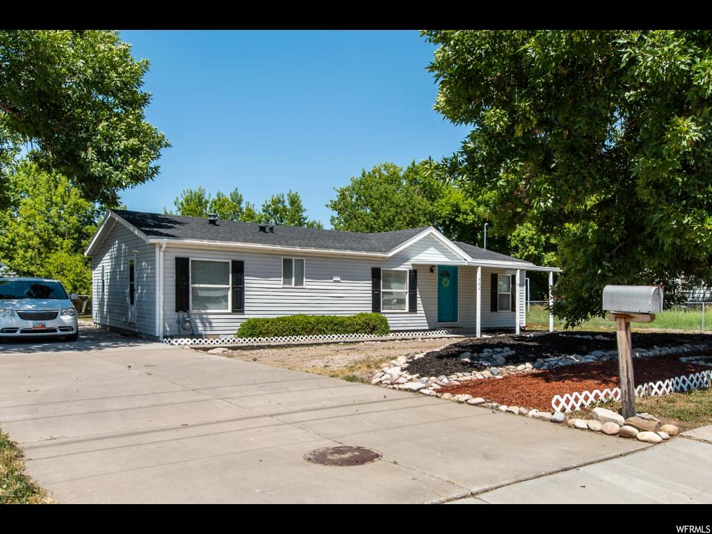 402 W 1800 N, Sunset, UT 84015