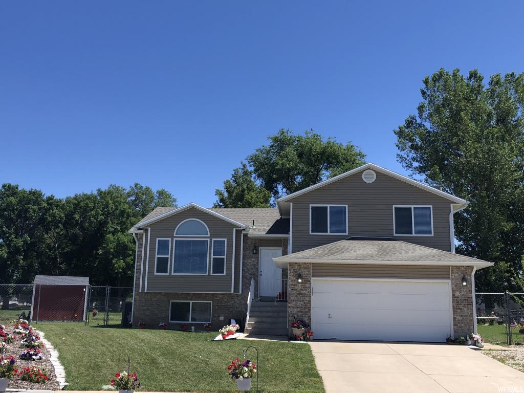 1167 W 1700 N, Clinton, UT 84015