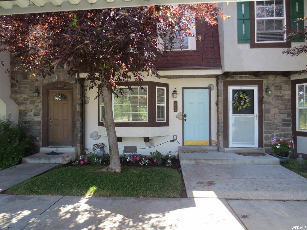 900 E Hamlet Cir N, Midway, UT 84049