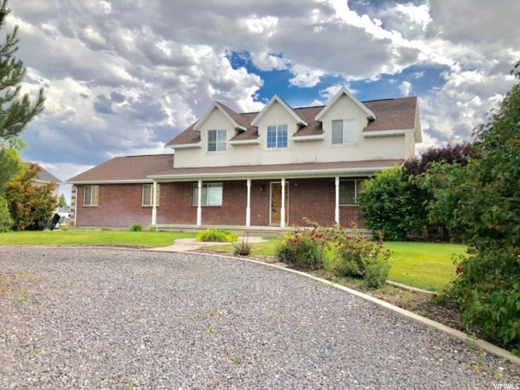1020 E Russell Rd, Eagle Mountain, UT 84005