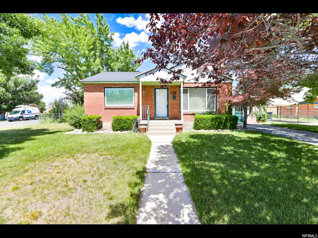 902 N Memo Dr, Orem, UT 84057