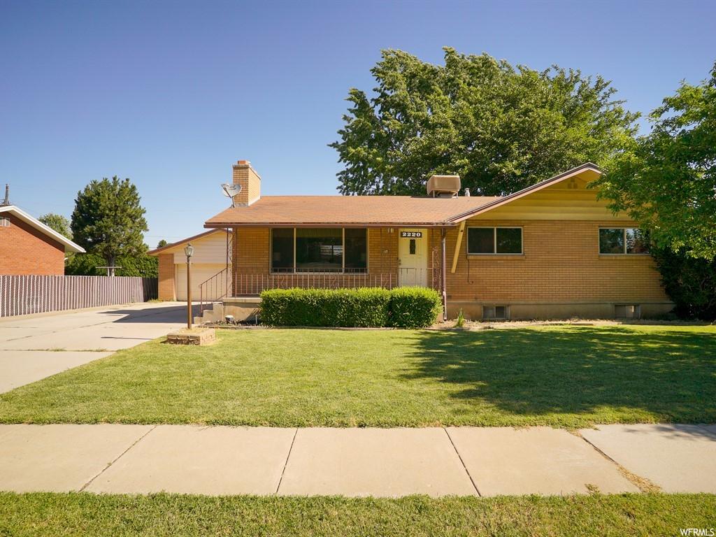 2220 W 4350 S, Roy, UT 84067