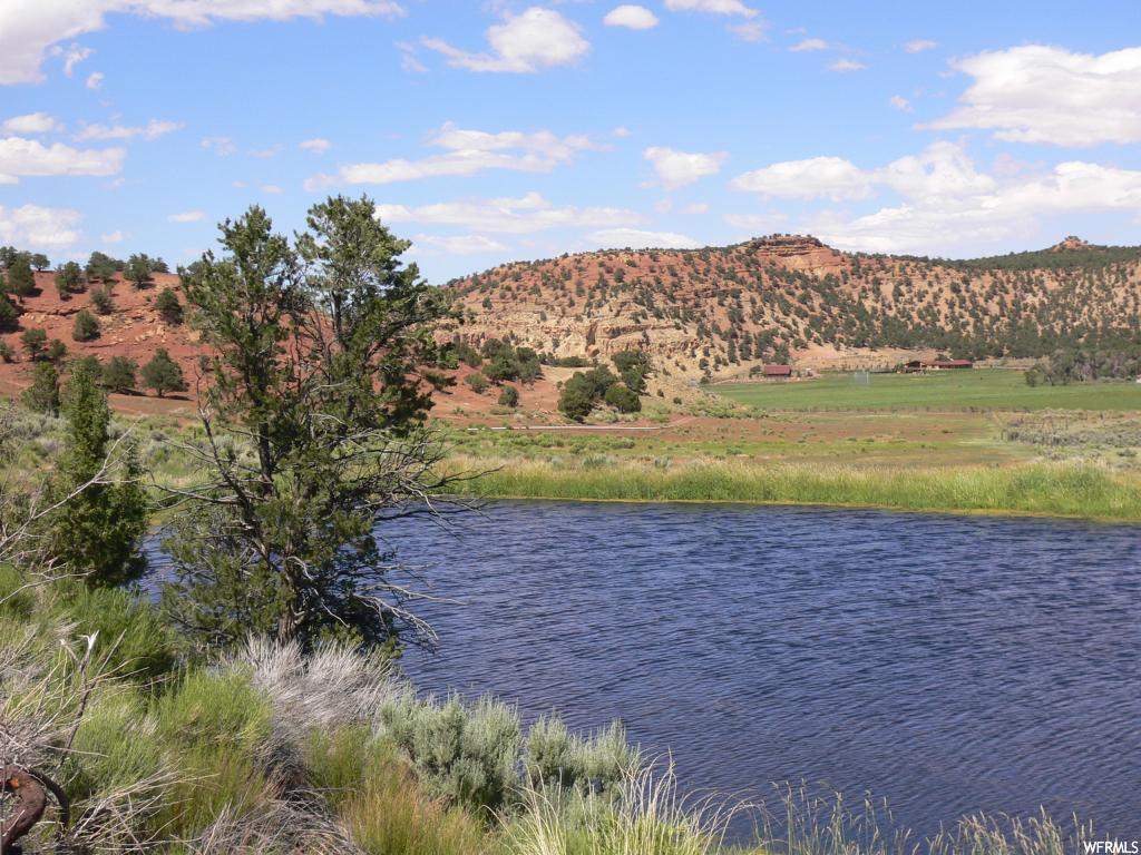 125 E Highway 12, Grover, UT 84773