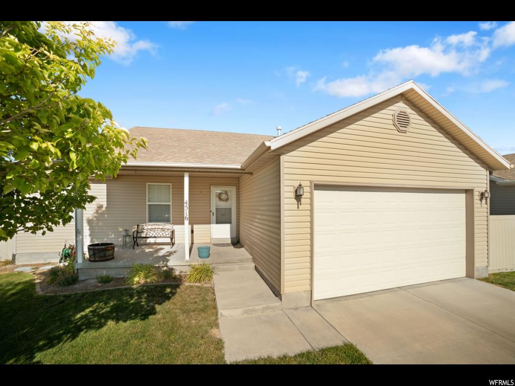 4516 N Heritage Dr E, Eagle Mountain, UT 84005