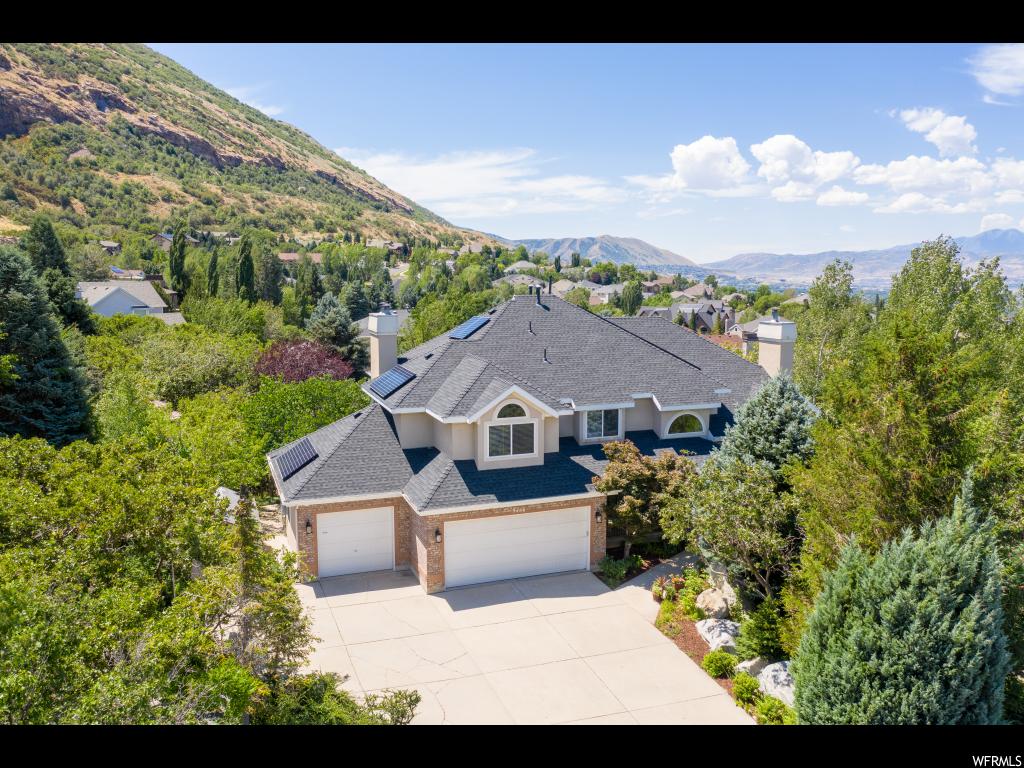 2486 E Brookglen Dr, Sandy, UT 84092