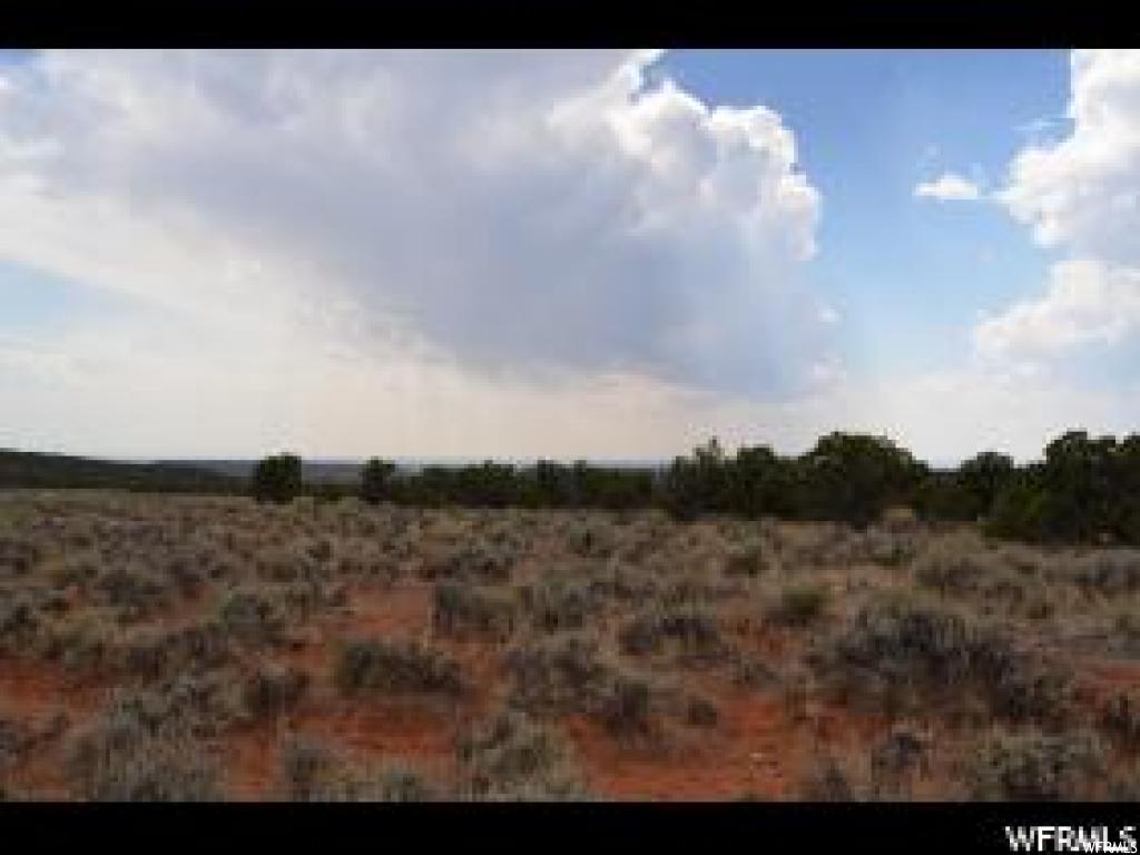 11986 N 12500 E, Lapoint, UT 84039
