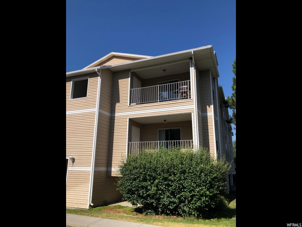 810 E Gatewood Dr, Sandy, UT 84094