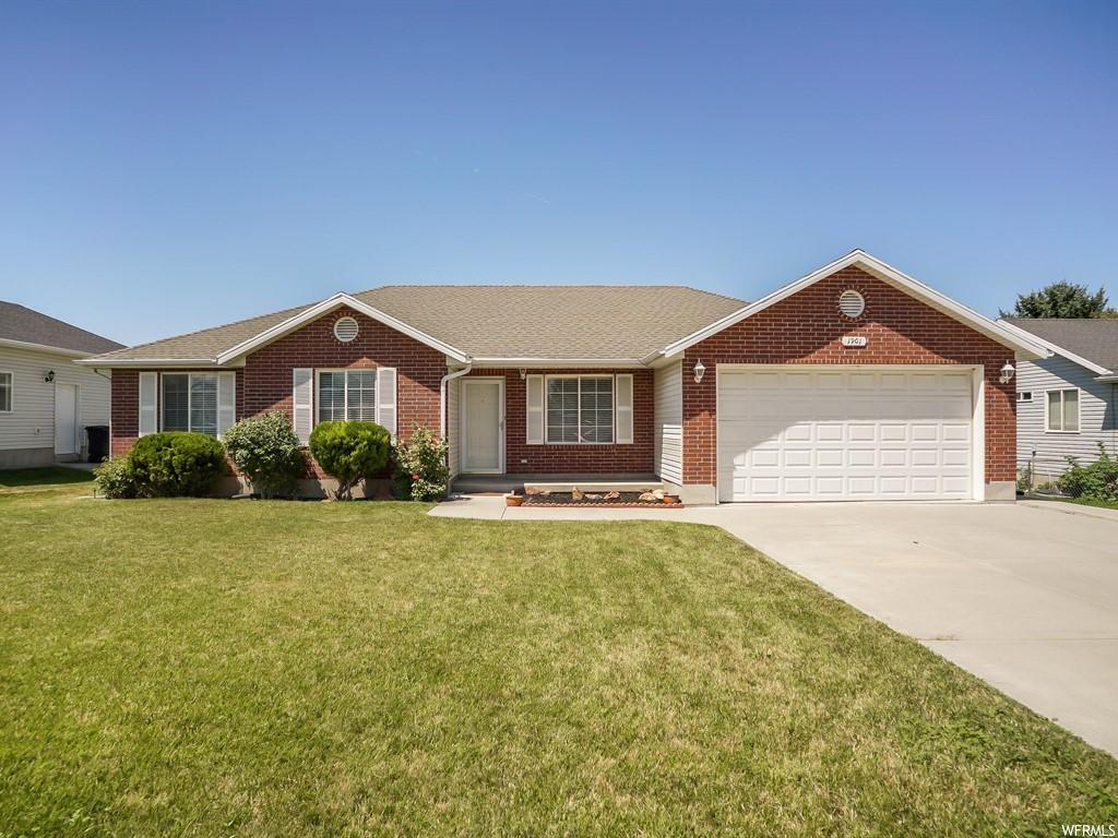 1901 N 1100 W, Clinton, UT 84015