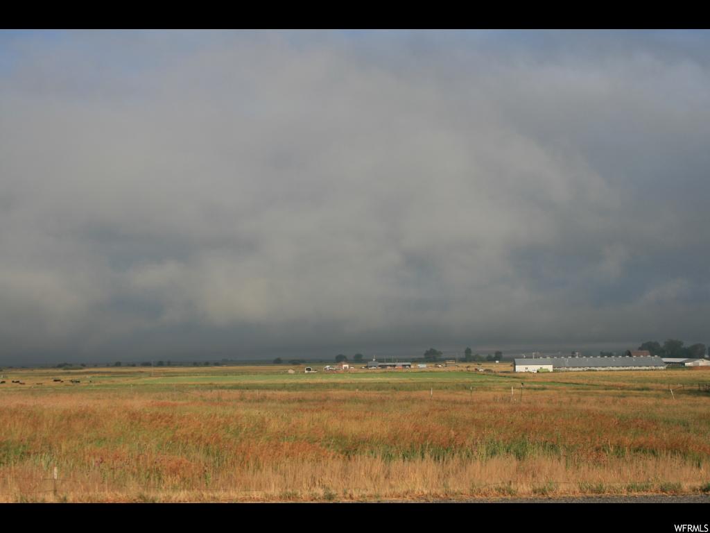 Moroni, Utah Pasture with 2 shares of Moroni Irrigation water. Seller is not familiar with this property and will not provide seller disclosures. Buyer to verify all information.